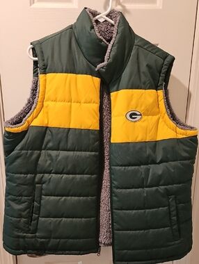 Green & Yellow  Puffer Vest Green Bay Packers